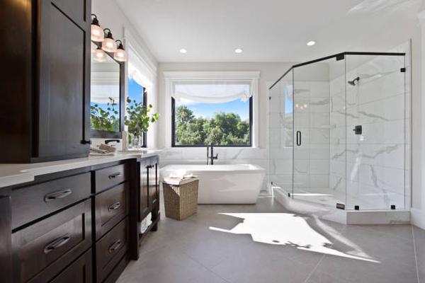 The Ultimate Guide to Choosing Bathroom Fixtures and Finishes